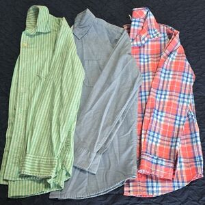 GAP Set Of Three Long Sleeve Button Down Shirts